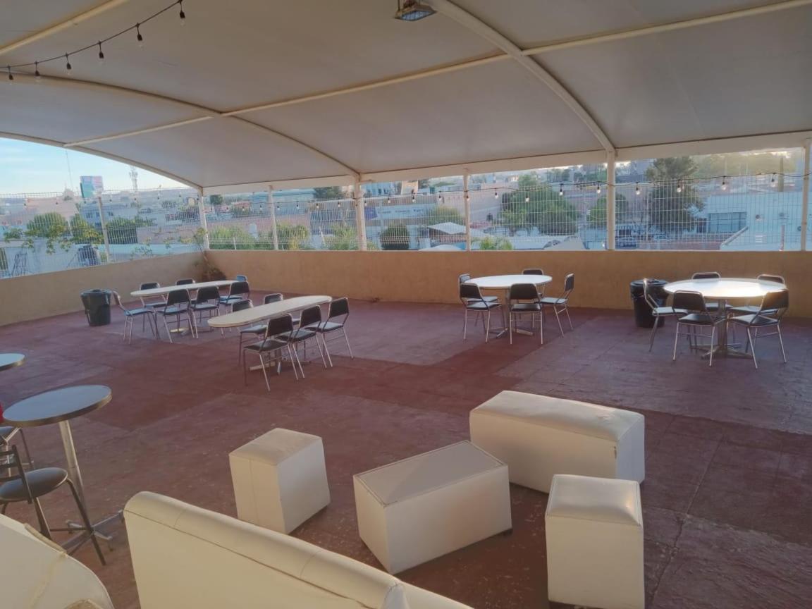 אגואסקליינטס Hotel Elizabeth Central מראה חיצוני תמונה