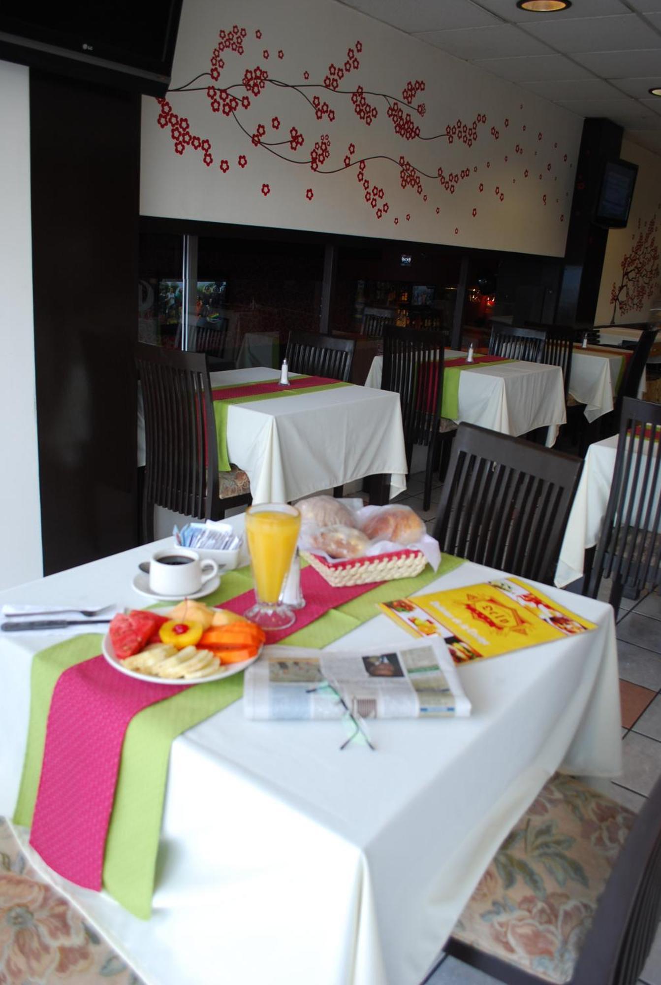 אגואסקליינטס Hotel Elizabeth Central מראה חיצוני תמונה